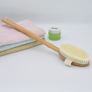 Exfoliating Bath Brushes Wood with Handle